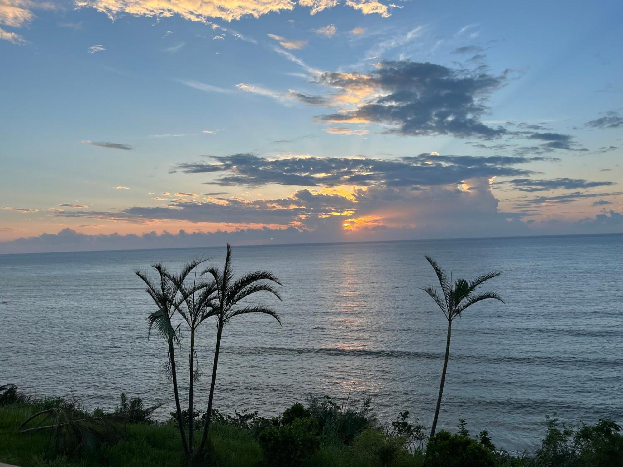 丁一的家日出海景別墅Sun Motel Chenggong Bagian luar foto