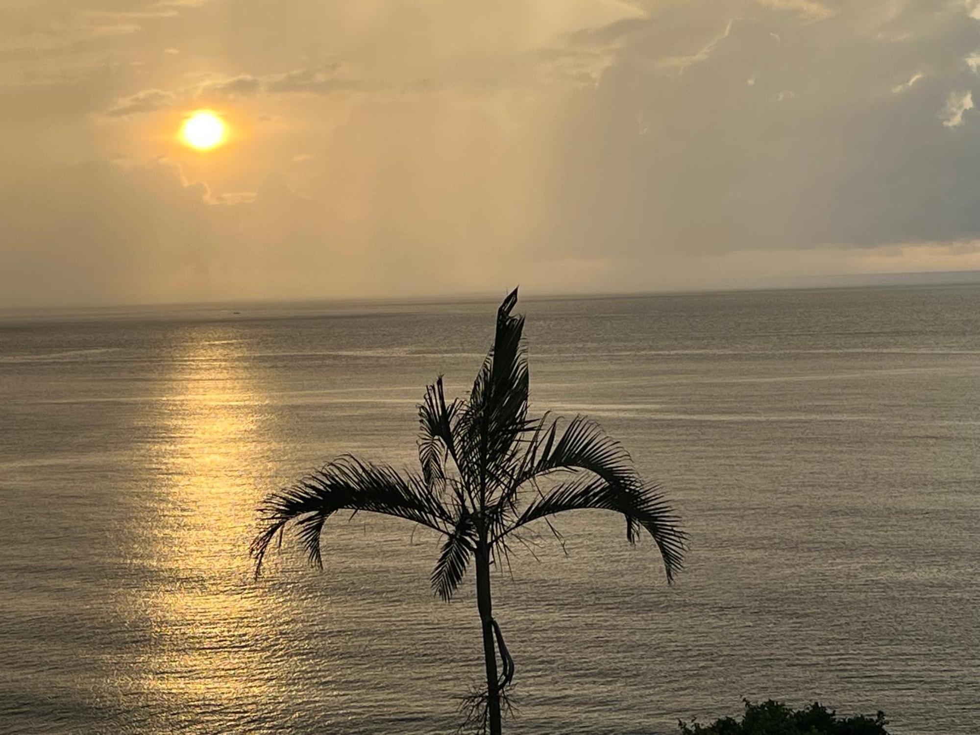 丁一的家日出海景別墅Sun Motel Chenggong Bagian luar foto