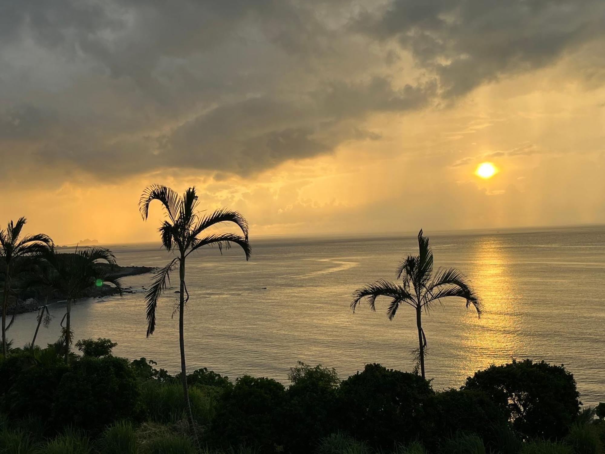 丁一的家日出海景別墅Sun Motel Chenggong Bagian luar foto